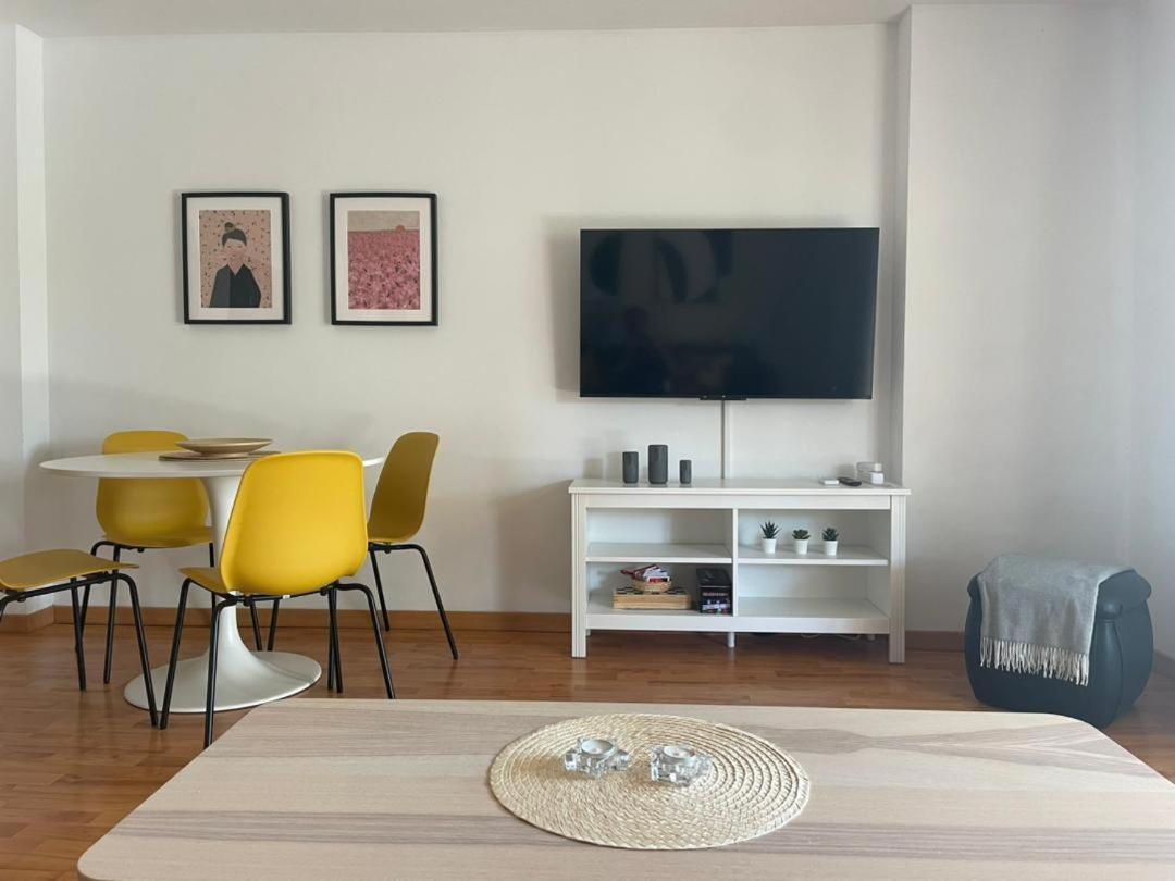 Calido Apartamento Con Gran Terraza Y Vistas A 600 Metros Del Mar Benalmádena Exterior foto